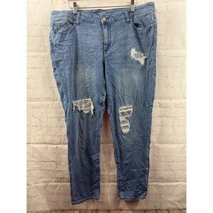 SoHo Boyfriend Jeans Womens Size 16 Blue Light Wash Distressed Stretchy Casual